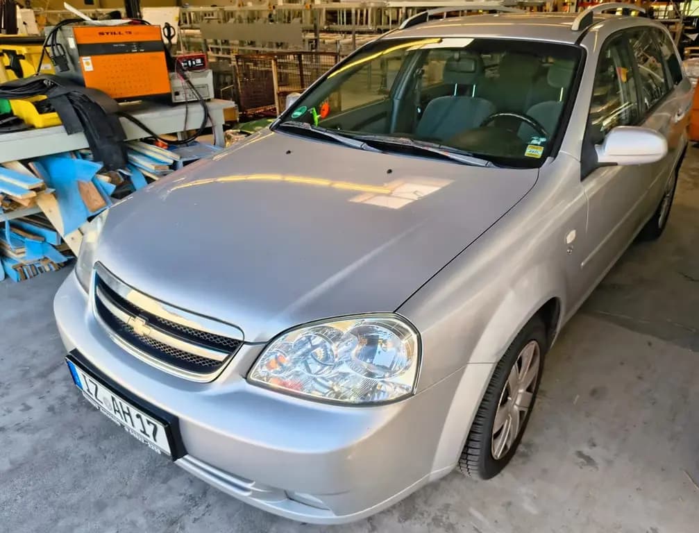 Main__Slider__Photo:Chevrolet Nubira 1.6 Kombi - TÜV 08/27 - 106732 km 04/2006-0