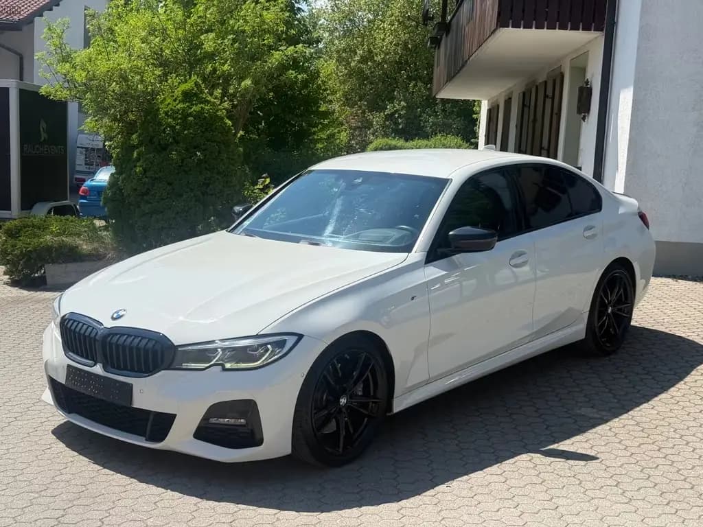 Main__Slider__Photo:BMW 320 d M Sport *sportbremse *busines headup 12/2019-0