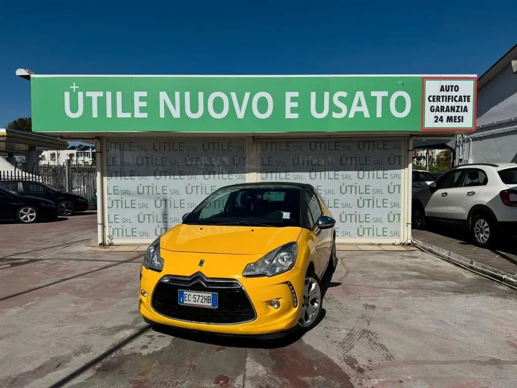 Main__Slider__Photo:DS Automobiles DS3 Ds DS3 3 1.6 VTi 120 aut. So Chic 07/2010-0