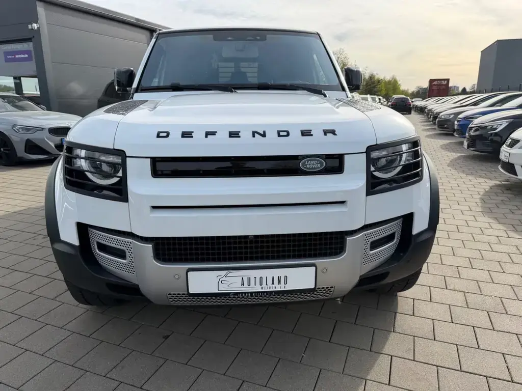 Main__Slider__Photo:Land Rover Defender 110 S 11/2020-1