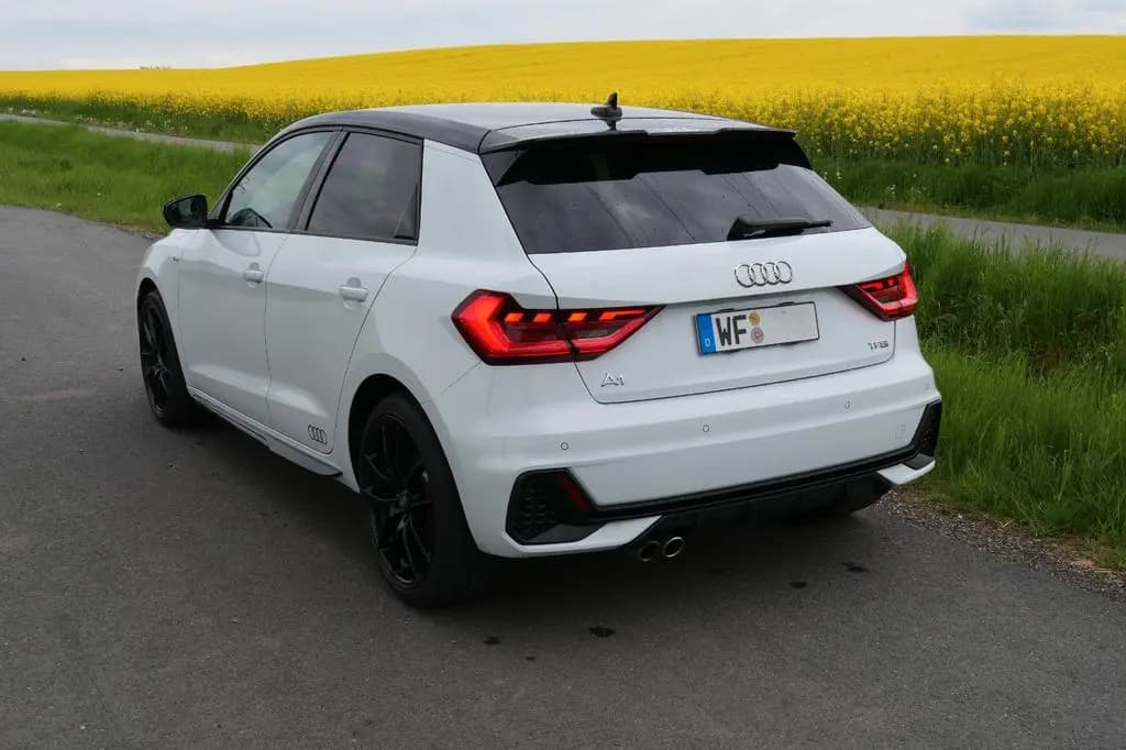 Main__Slider__Photo:Audi A1 40 TFSI S tronic Sportback 18" OZ-Leggera HLT 10/2020-0