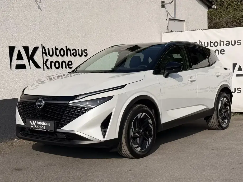 Main__Slider__Photo:Nissan Qashqai 1.3 DIG-T MHEV N-Connecta *HUD*360°CAM* 07/2025-1