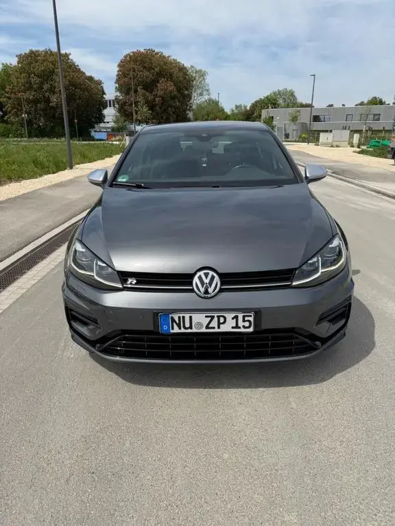 Main__Slider__Photo:Volkswagen Golf 2.0 TSI OPF DSG 4MOTION R R 05/2019-1