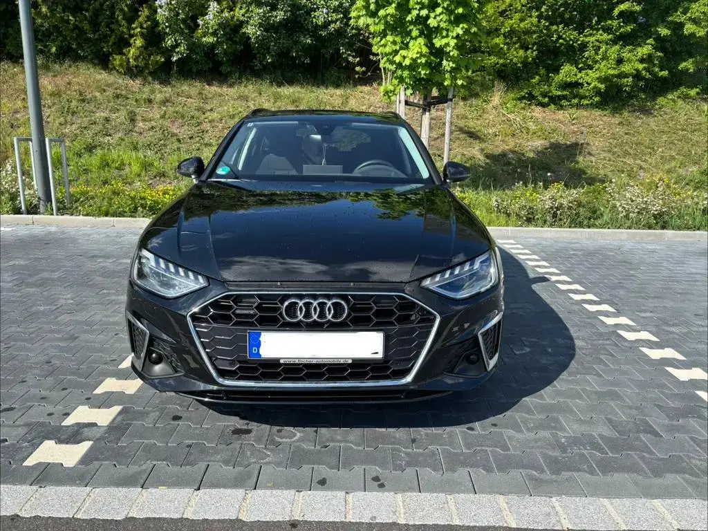 Main__Slider__Photo:Audi A4 40 TDI S tronic quattro Avant - 05/2024-1