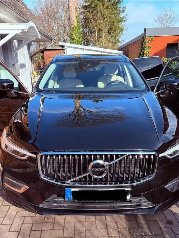 Main__Slider__Photo:Volvo XC60 D4 AWD Inscription | AHK | Lede... 11/2017-0