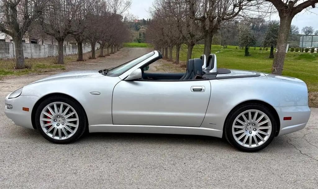 Main__Slider__Photo:Maserati Spyder 4.2 V8 32V Cambiocorsa 07/2003-0