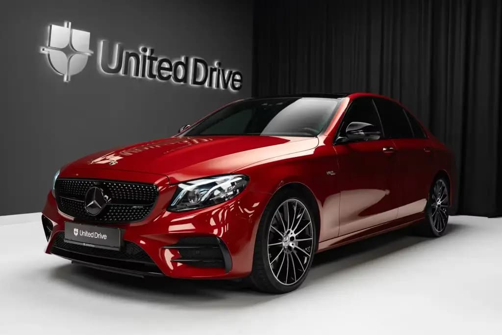 Main__Slider__Photo:Mercedes-Benz E 53 AMG E Limousine E 53 AMG 4Matic+ 03/2019-0