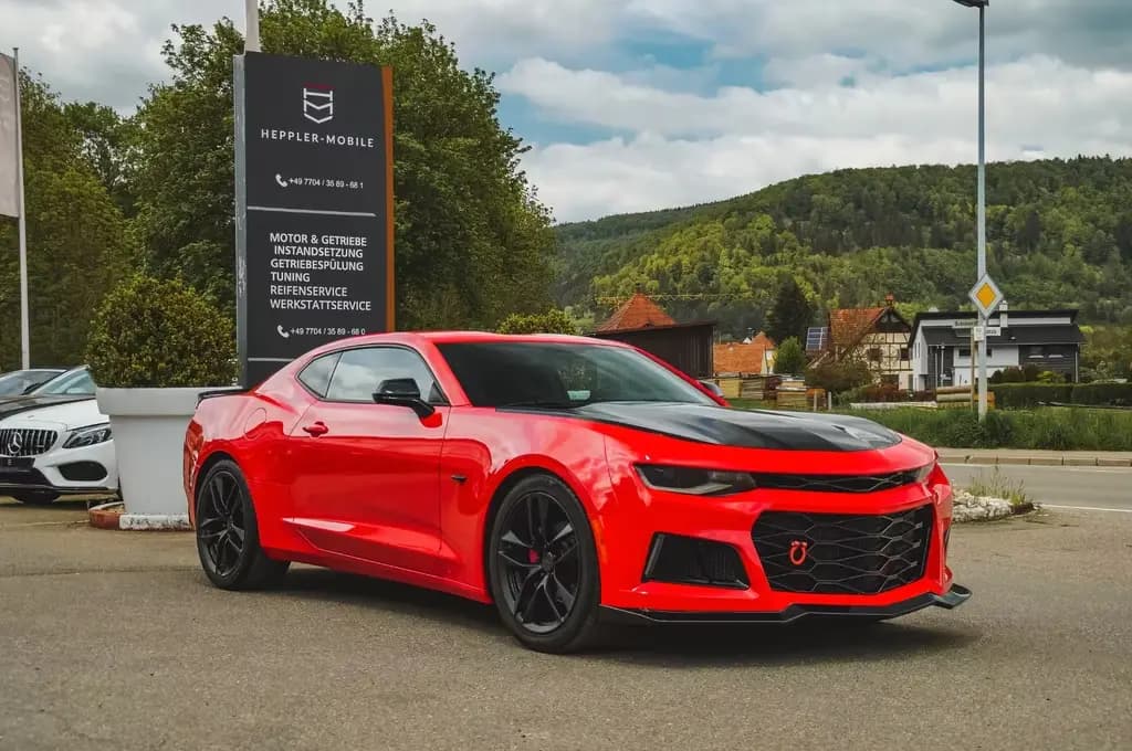 Main__Slider__Photo:Chevrolet Camaro LS HUD Bose Leder Kamera 07/2018-0