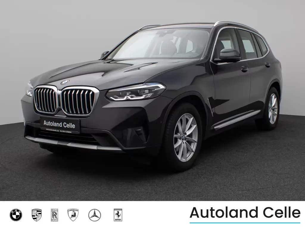 Main__Slider__Photo:BMW X3 xD20d Panorama Kamera DAB HiFi Komfort Alarm 06/2022-0