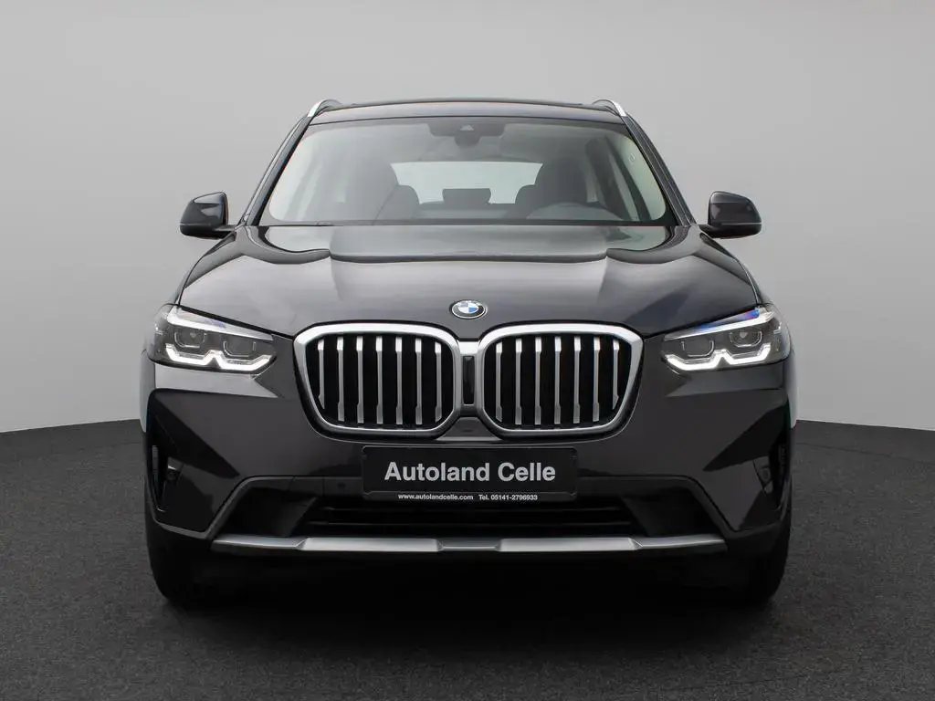 Main__Slider__Photo:BMW X3 xD20d Panorama Kamera DAB HiFi Komfort Alarm 06/2022-1