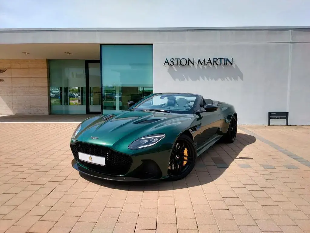 Main__Slider__Photo:Aston Martin DBS 5.2 V12 Volante 03/2023-1
