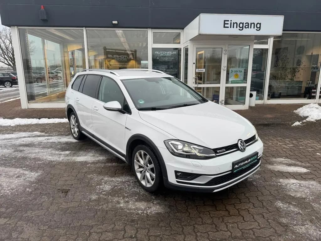 Main__Slider__Photo:Volkswagen Golf VII Variant Alltrack 4Motion ACC LED 08/2018-0