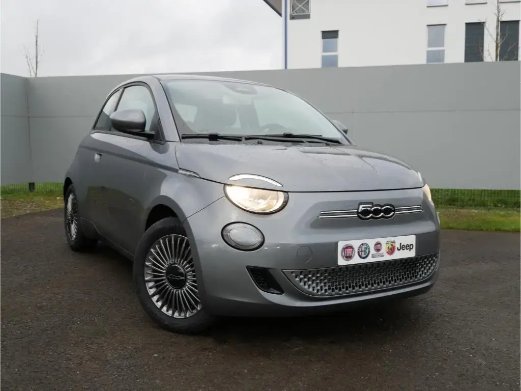 Main__Slider__Photo:Fiat 500e ICON 42 kWh WINTER PARK KOMFORTPAK NAV ALU 11/2022-1
