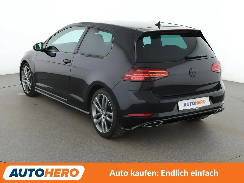 Main__Slider__Photo:Volkswagen Golf VII 1.5 TSI ACT Highline BlueMotion Tech 11/2018-1