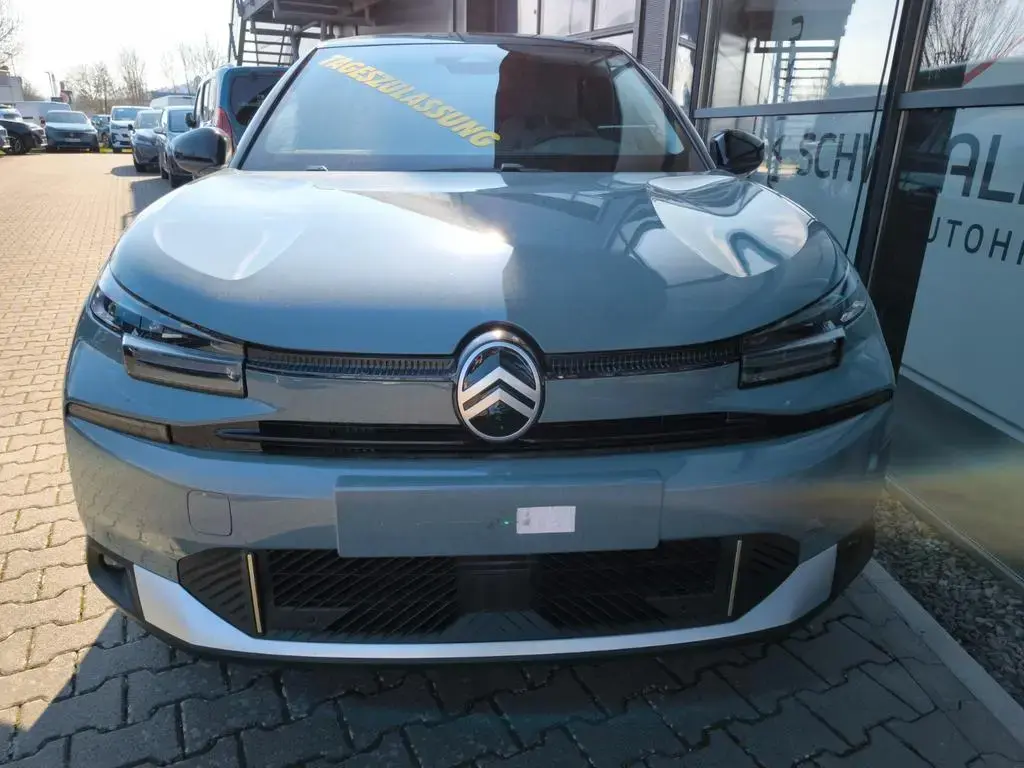 Main__Slider__Photo:Citroën C4 PureTech 130 S&S MAX EAT8 02/2026-1