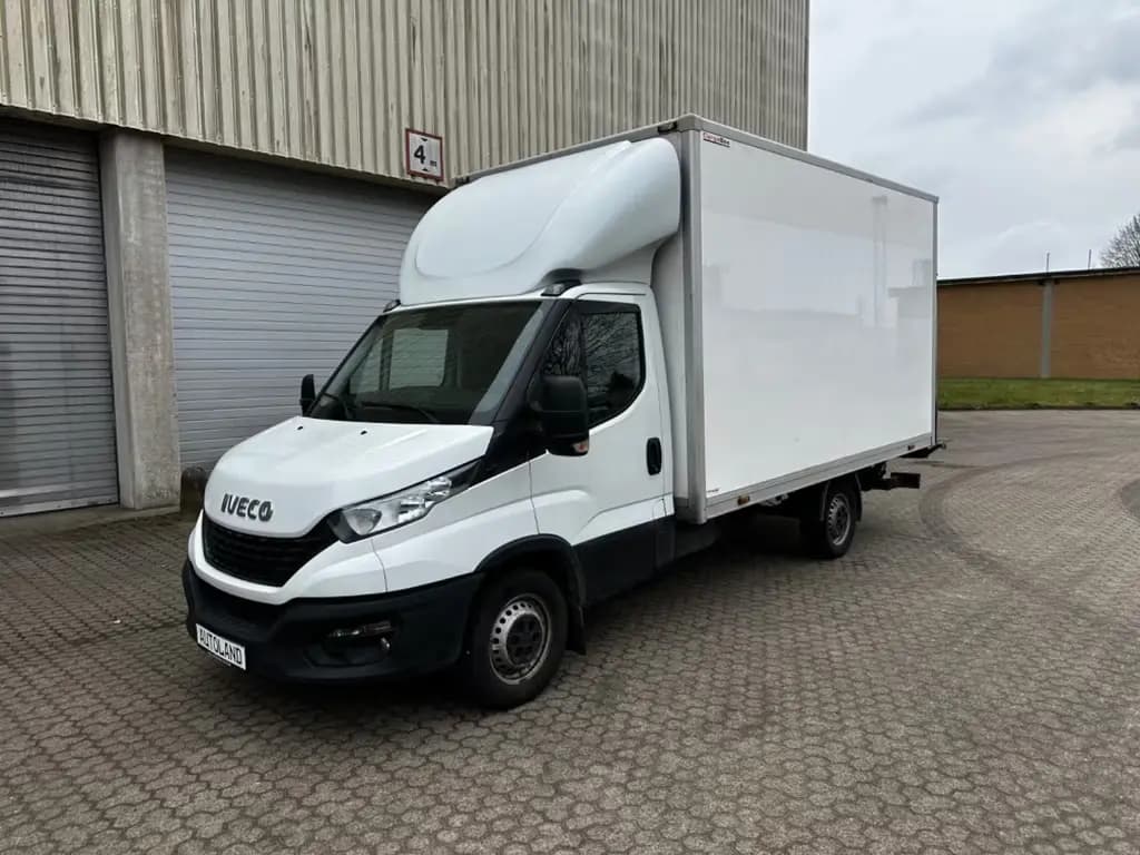 Main__Slider__Photo:Iveco Other Daily 35S14 2.3D*Koffer*el.hydr.Ladebordwand* 05/2021-0