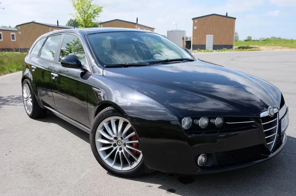 Main__Slider__Photo:Alfa Romeo 159 1.8 TB 16V Turismo 09/2009-0