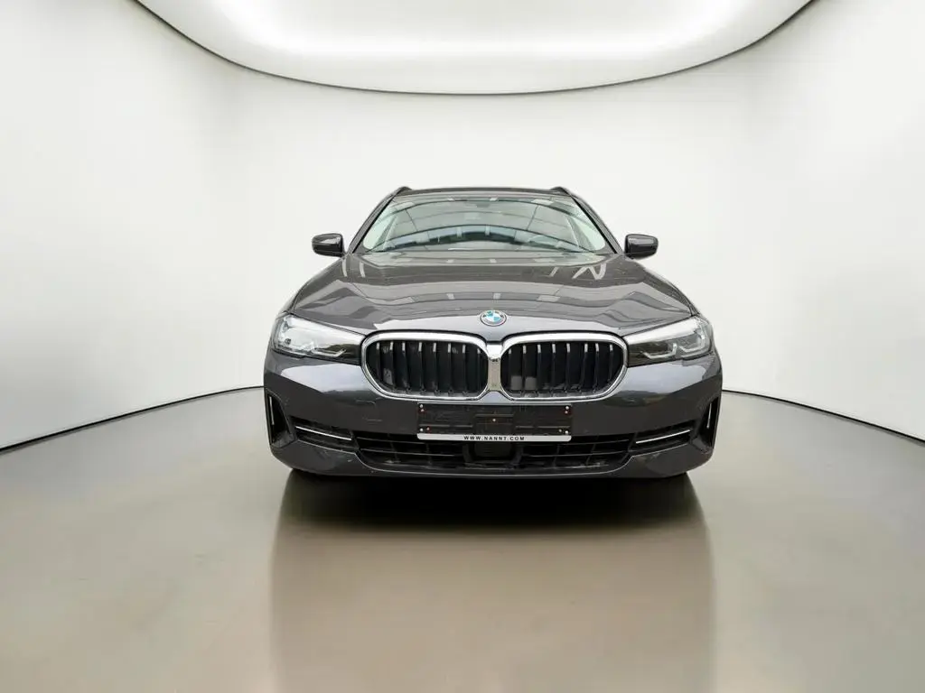 Main__Slider__Photo:BMW 5 Series d T xDrive PANO*ACC*WIDE*STHZ*HEADUP*RÜCKKAM 03/2023-1