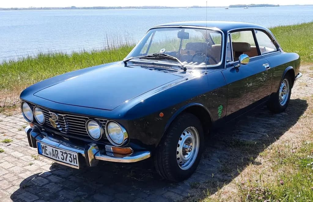 Main__Slider__Photo:Alfa Romeo GTV 2000 GTV BERTONE 03/1973-0