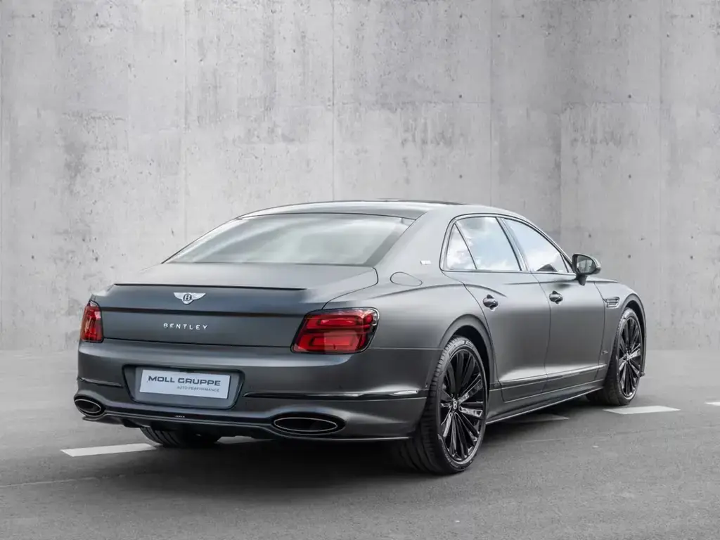 Main__Slider__Photo:Bentley Flying Spur Speed Rear Entertainment, Dark Chrom 07/2025-1