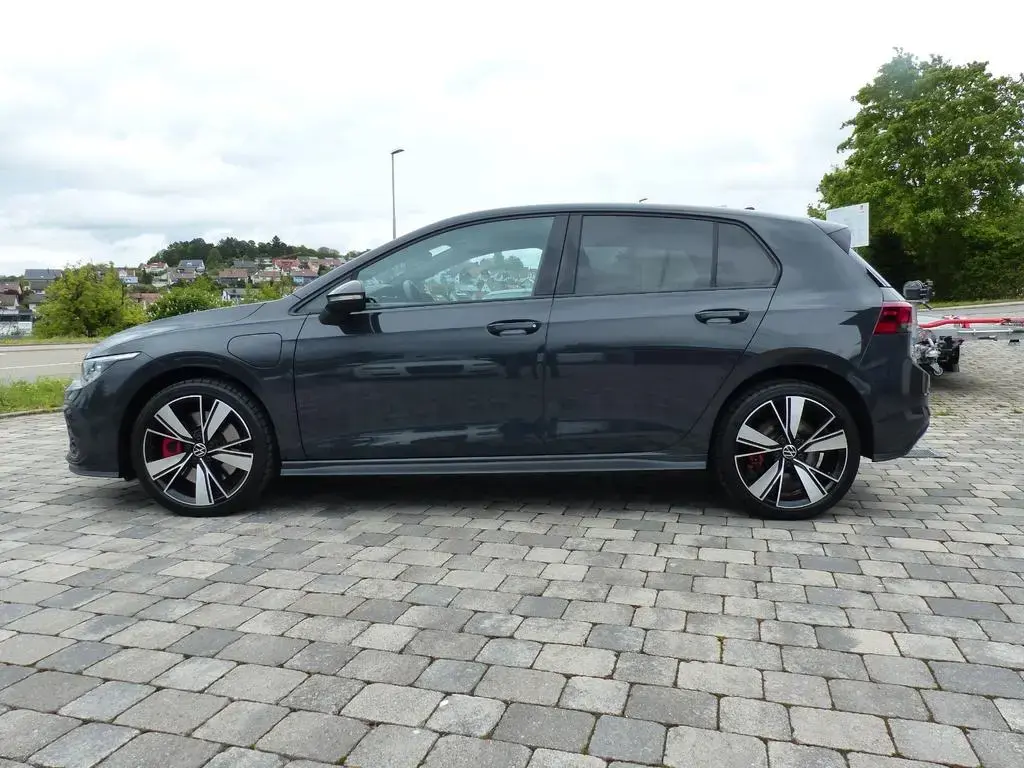 Main__Slider__Photo:Volkswagen Golf VIII GTE eHybrid 2.Hd ufrei Service neu 19% 07/2021-1