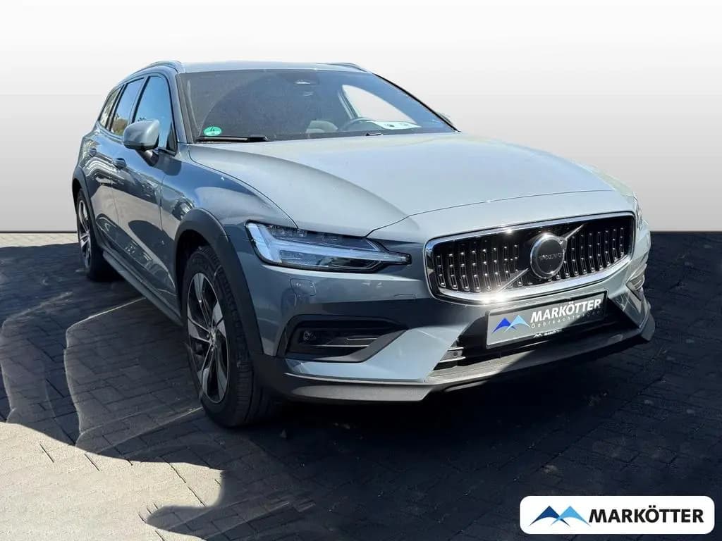 Main__Slider__Photo:Volvo V60 Cross Country Plus AWD/LED/NAVI/PDC/SHZ/LHZ 04/2023-0