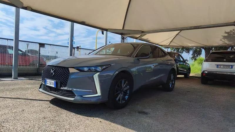 Main__Slider__Photo:DS Automobiles DS4 DS DS 4 BlueHDi 130 Automatico Business 02/2022-0