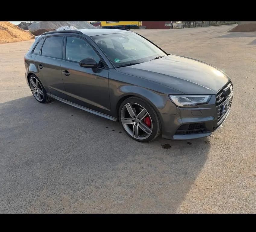Main__Slider__Photo:Audi S3 TFSI S tronic quattro Sportback - 02/2019-0