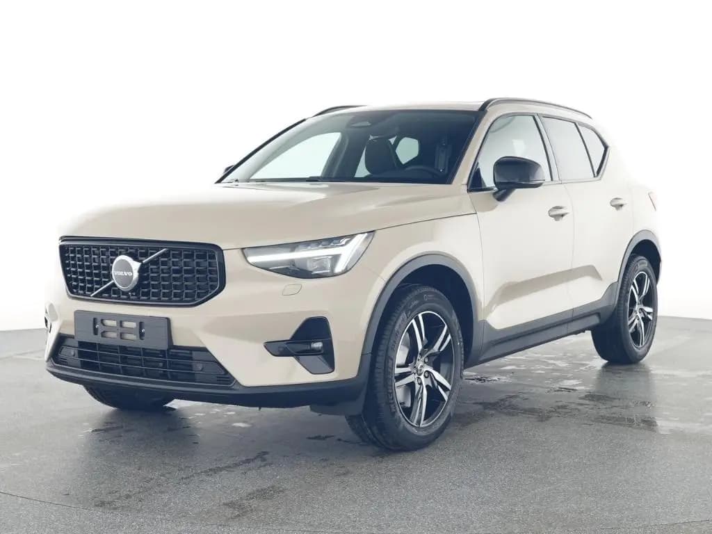 Main__Slider__Photo:Volvo XC40 Plus Dark Memory Sitze Soundsystem HarmanKa 10/2025-0