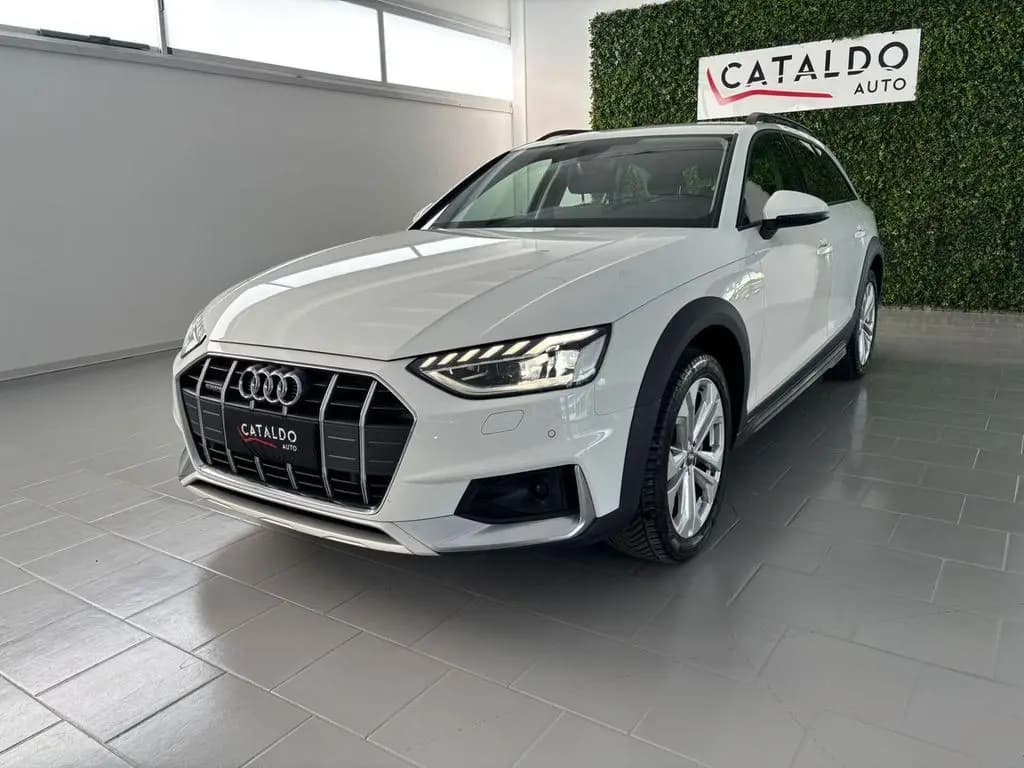 Main__Slider__Photo:Audi A4 Allroad 40 TDI 190 CV S tronic Identity 08/2020-0