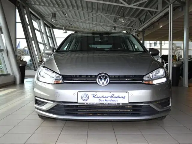 Main__Slider__Photo:Volkswagen Golf VII Variant 1.6 TDI Comfortline KLIMA SHZ 03/2018-1