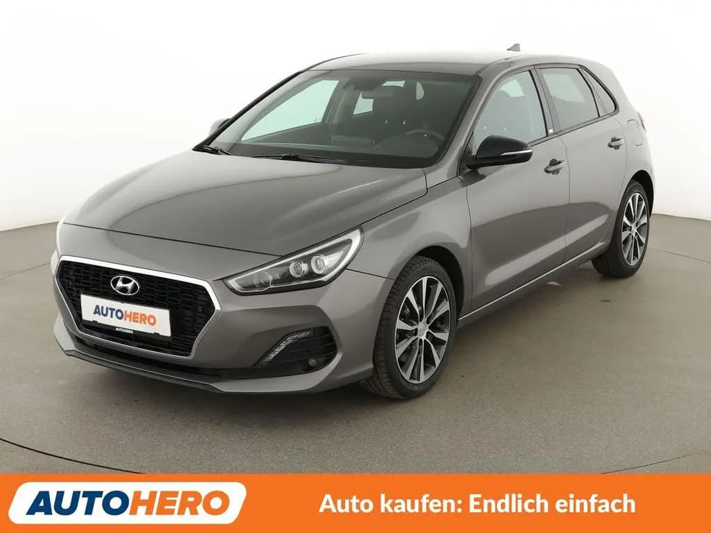 Main__Slider__Photo:Hyundai i30 1.4 TGDI YES! Plus*NAVI*CAM*PDC*SHZ*TEMPO* 07/2019-0