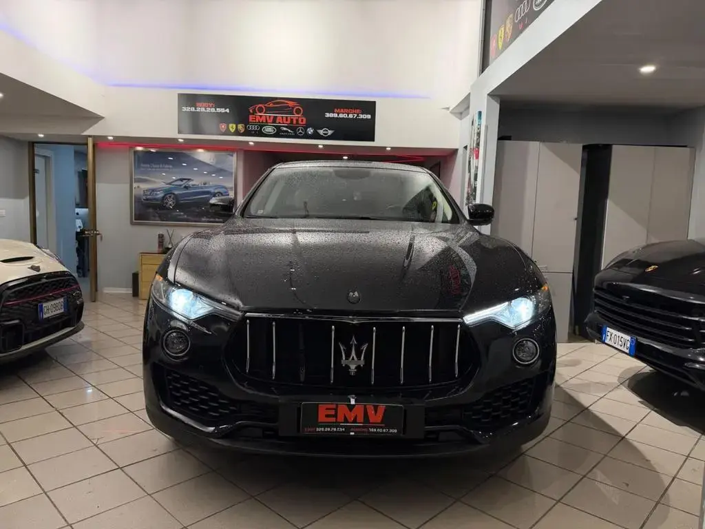 Main__Slider__Photo:Maserati Levante V6 Diesel AWD 12/2016-1