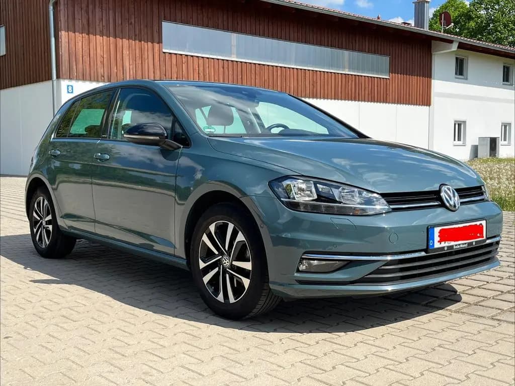 Main__Slider__Photo:Volkswagen Golf 1.5 TSI ACT OPF DSG IQ.DRIVE Variant IQ... 11/2019-0
