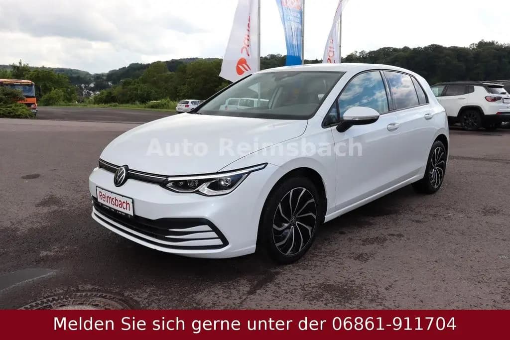 Main__Slider__Photo:Volkswagen Golf 1.0 eTSI Automatik**NAVI**Scheckheft** 05/2021-0