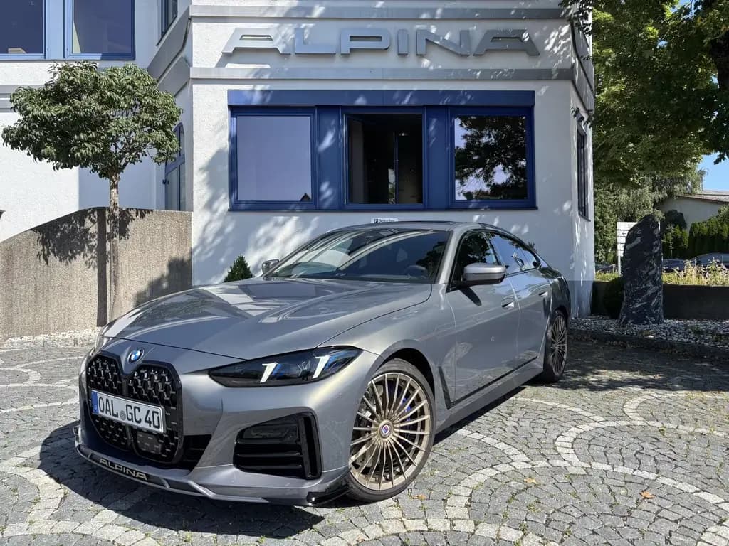 Main__Slider__Photo:ALPINA B4 GT Gran Coupé SWITCH-TRONIC Allrad 07/2025-0