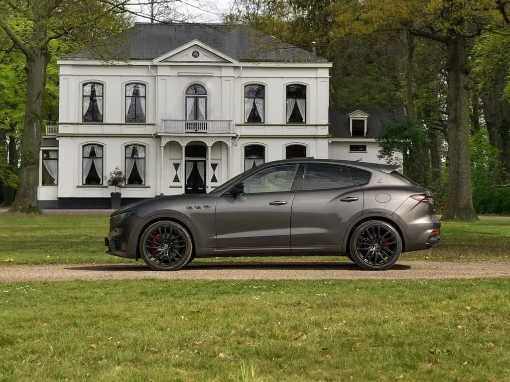 Main__Slider__Photo:Maserati Levante 3.0 V6 S AWD 430pk GranSport Facelift | 09/2021-0