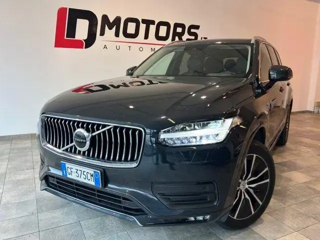 Main__Slider__Photo:Volvo XC90 XC90 B5 (d) AWD Geartronic 7 posti Momentu 04/2021-1