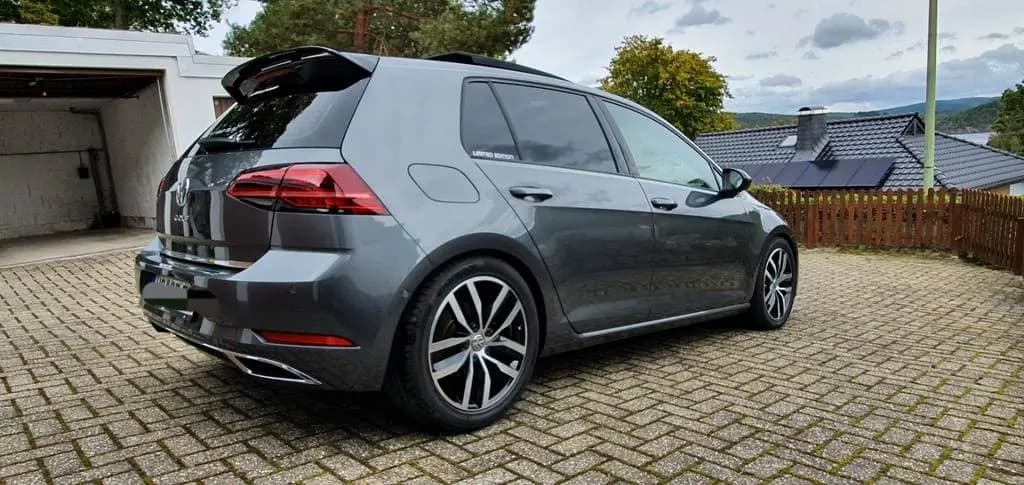 Main__Slider__Photo:Volkswagen Golf 2.0 TDI SCR DSG Highline Highline 01/2019-0