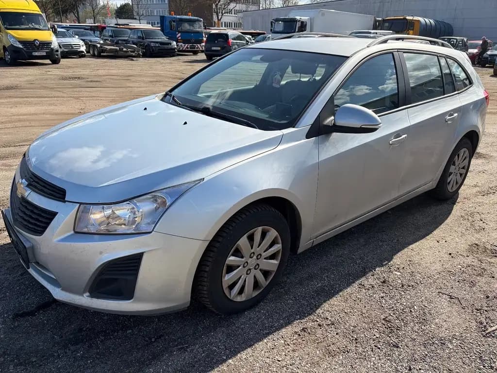 Main__Slider__Photo:Chevrolet Cruze 1.6 Benzin Klima 03/2014-0
