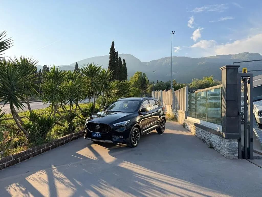 Main__Slider__Photo:Other Other MG - ZS - 1.0T-GDI Luxury 03/2023-0
