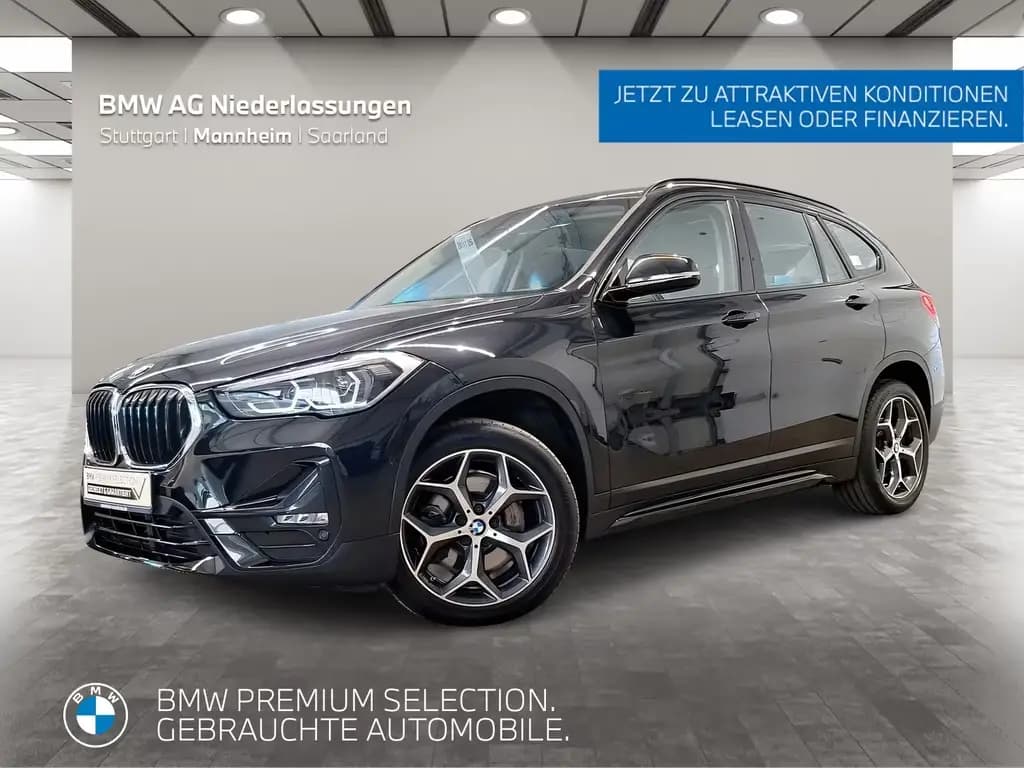 Main__Slider__Photo:BMW X1 xDrive20d Sport Line Navi AHK Kamera HiFi 03/2021-0