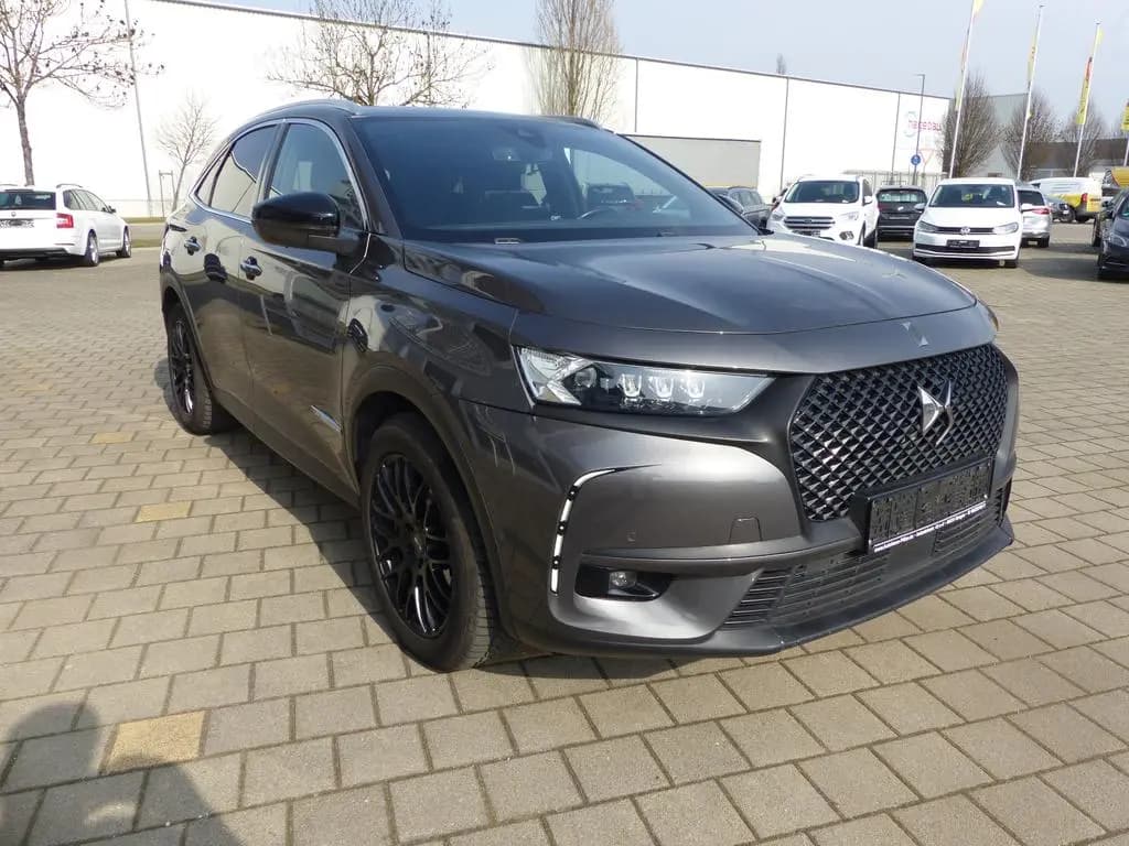 Main__Slider__Photo:DS Automobiles DS7 (Crossback) DS7 Crossback Performance Line Panorama*Navi*Kam 05/2019-0