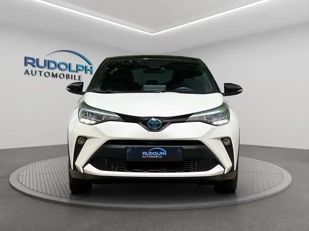 Main__Slider__Photo:Toyota C-HR Hybrid 2,0 AUTOM. ACC KAM SPUR TÜV GARANTIE 01/2021-1