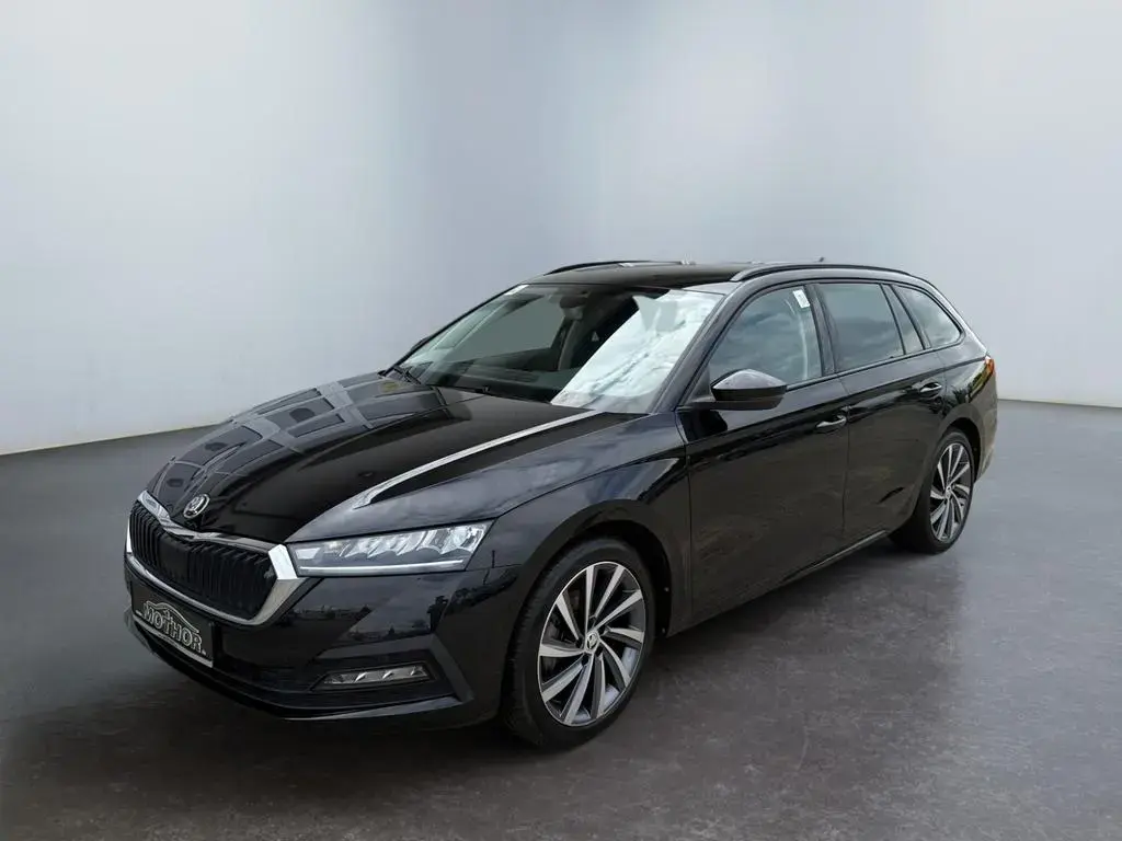 Main__Slider__Photo:Skoda Octavia Combi Ambition 1.0 TSI Tempomat 01/2022-1