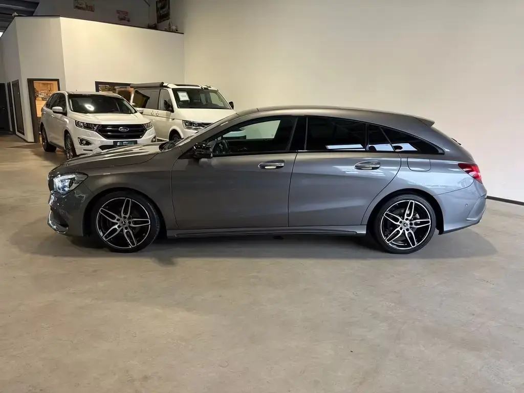 Main__Slider__Photo:Mercedes-Benz CLA 200 Shooting Brake Pano SHZ PDC NAVI 01/2019-1