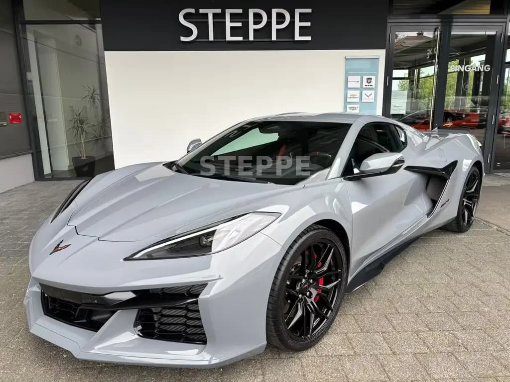 Main__Slider__Photo:Corvette Z06 5,5 V8 Coupe Europamodell 3LZ 08/2025-0