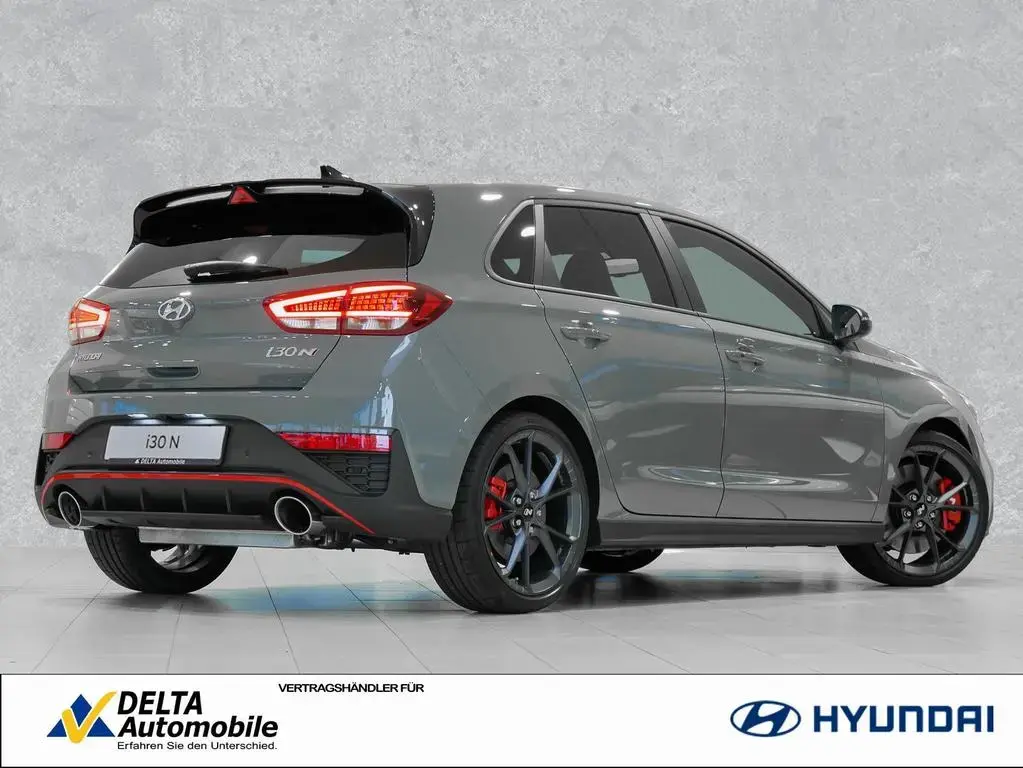 Main__Slider__Photo:Hyundai i30 2.0 TGDI DCT N Performance Komfortpaket 05/2022-1