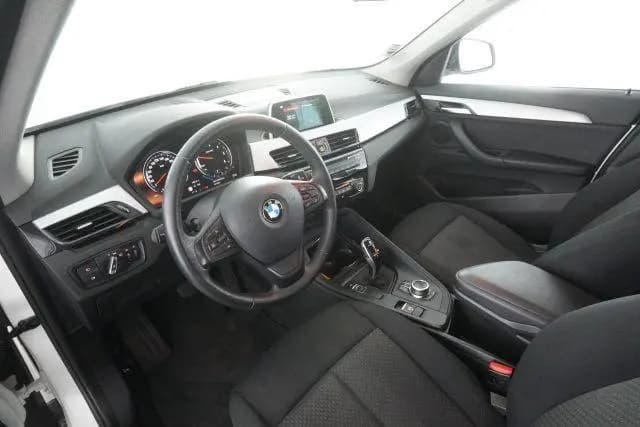Main__Slider__Photo:BMW X1 X1 sDrive18d Advantage 04/2019-0