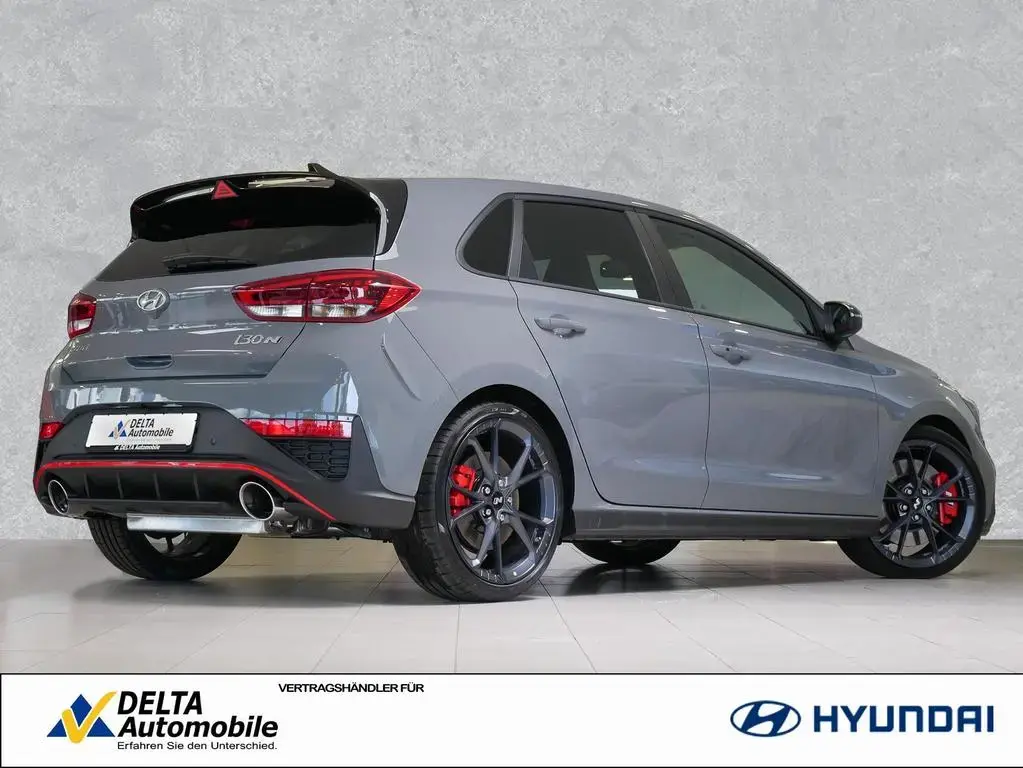 Main__Slider__Photo:Hyundai i30 2.0 TGDI DCT N Perfomance Schalensitze Assis 05/2024-1